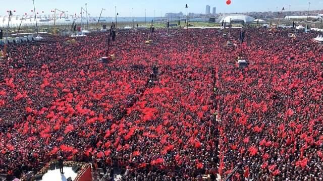 Cumhurbaşkanı Erdoğan, Yenikapı Mitinginde Konuşuyor