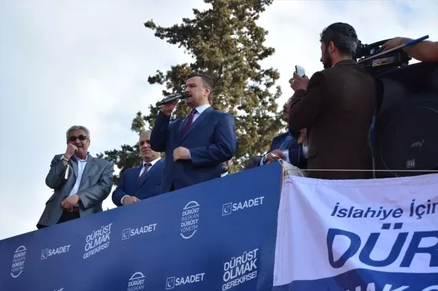 Saadet Partisi'nden İslahiye'de Aday Tanıtım Toplantısı Saadet Partisi'nden İslahiye'de Aday Tanıtım Toplantısı