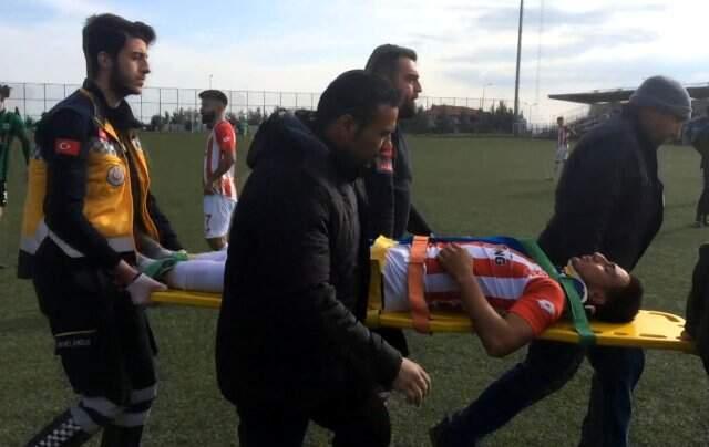 Dili Boğazına Kaçan Batuhan Ünal, Ölümden Döndü