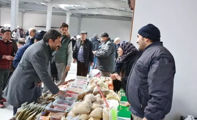Kırka Kapalı Pazar Yeri Esnafı da Vatandaşı da Menmnun Etti Kırka Kapalı Pazar Yeri Esnafı da Vatandaşı da Menmnun Etti