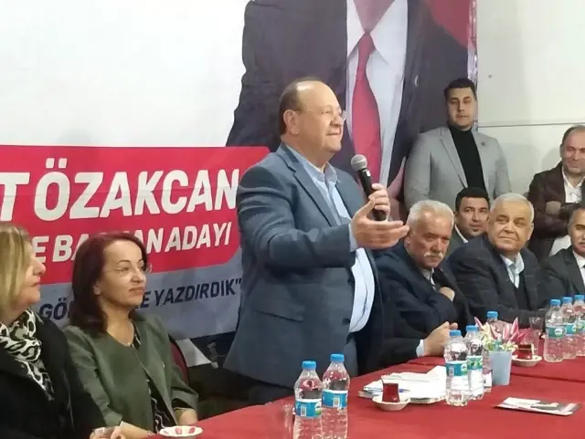 Mesut Özakcan Seçim Çalışmalarını Yılmazköy'de Sürdürdü