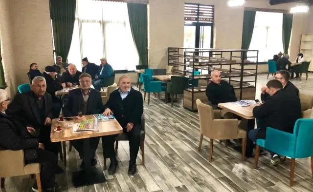 Millet Kıraathanesi'ne İlgi Büyük Millet Kıraathanesi'ne İlgi Büyük