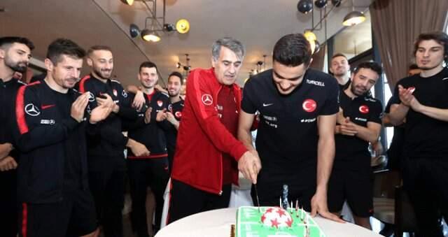Milliler Ozan Kabak'ın Doğum Gününü Kutladı