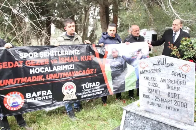 Sedat Gezer ve İsmail Kurt Dualarla Anıldı Sedat Gezer ve İsmail Kurt Dualarla Anıldı