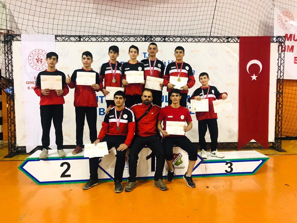 Ağrı Erkek Güreş Takımı Final'de