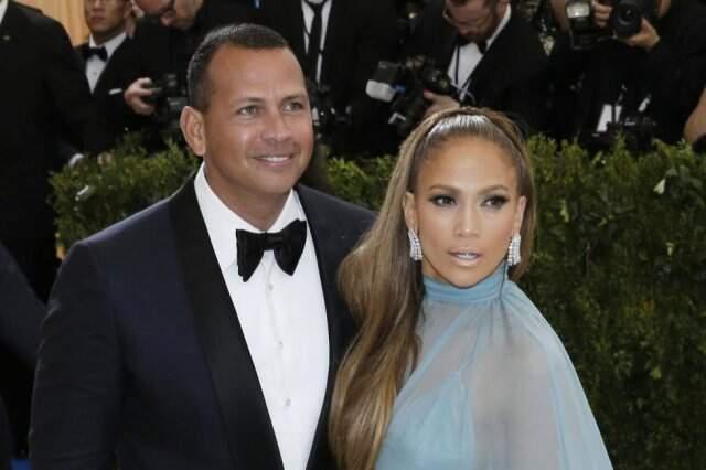 Bomba İddia: Jennifer Lopez'in Nişanlısı Alex Rodriguez, Bir Modele Cinsel Organının Fotoğrafını Attı