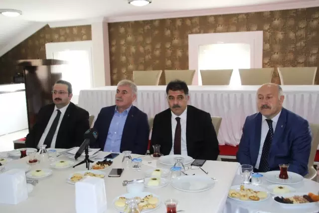 Memiş, 'Bizim Çalışmalarımız Ak Partili Belediyeciliğin Şehre Yansımasıdır' Memiş, 'Bizim Çalışmalarımız Ak Partili Belediyeciliğin Şehre Yansımasıdır'