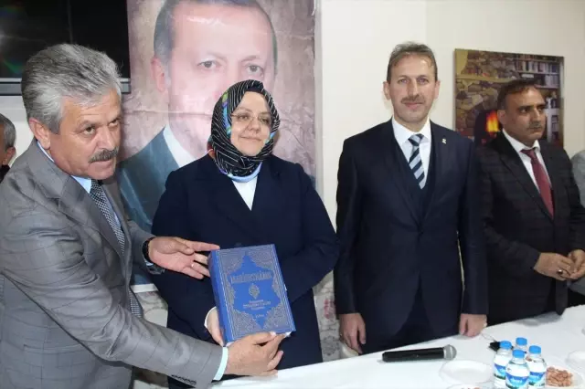 Sosyal Yardım ve Hizmetlerimizle Vatandaşlarımızın Her Zaman Yanındayız' Sosyal Yardım ve Hizmetlerimizle Vatandaşlarımızın Her Zaman Yanındayız'