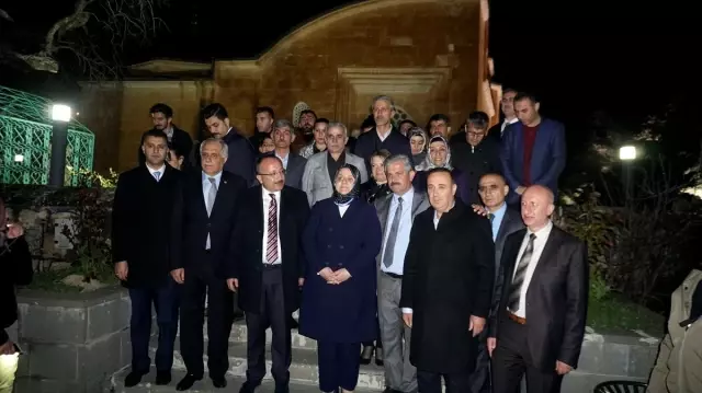 Sosyal Yardım ve Hizmetlerimizle Vatandaşlarımızın Her Zaman Yanındayız' Sosyal Yardım ve Hizmetlerimizle Vatandaşlarımızın Her Zaman Yanındayız'