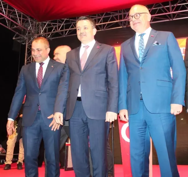 Türkiye'nin Yerli Üretim Elektrikli Traktörü Görücüye Çıktı