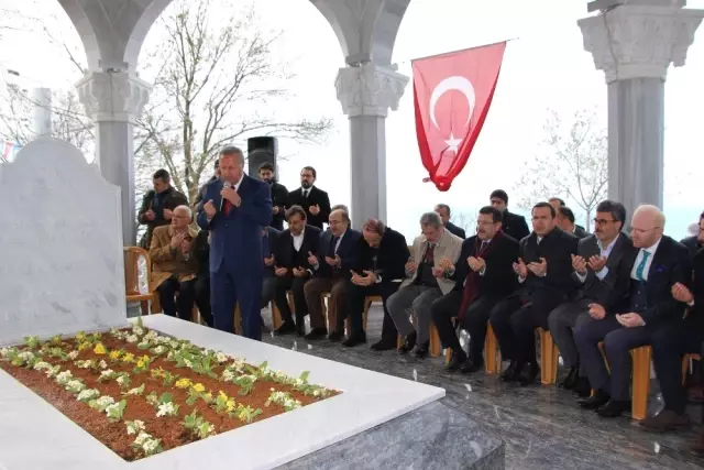 Ali Şükrü Bey, Ölümünün 96. Yılında Mezarı Başında Dualarla Anıldı Ali Şükrü Bey, Ölümünün 96. Yılında Mezarı Başında Dualarla Anıldı