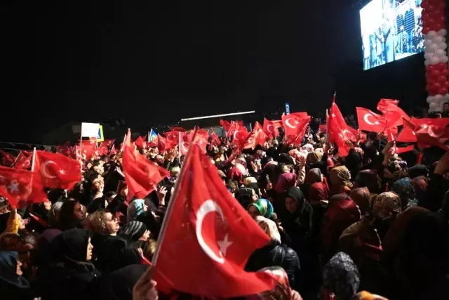 Bakan Kurum: 'Bizim Terör Kadar Önceliğimiz Kentsel Dönüşüm' Bakan Kurum: 'Bizim Terör Kadar Önceliğimiz Kentsel Dönüşüm'