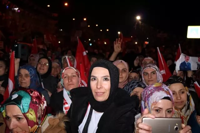 Bakan Kurum: 'Bizim Terör Kadar Önceliğimiz Kentsel Dönüşüm' Bakan Kurum: 'Bizim Terör Kadar Önceliğimiz Kentsel Dönüşüm'