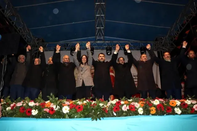 Bakan Kurum: 'Bizim Terör Kadar Önceliğimiz Kentsel Dönüşüm' Bakan Kurum: 'Bizim Terör Kadar Önceliğimiz Kentsel Dönüşüm'