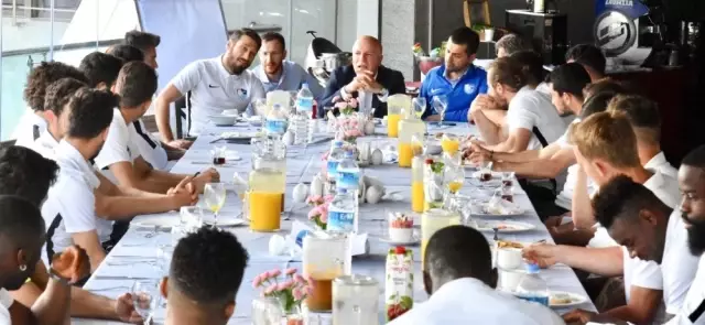 Başkan Sekmen'den Erzurumspor Sürprizi Başkan Sekmen'den Erzurumspor Sürprizi