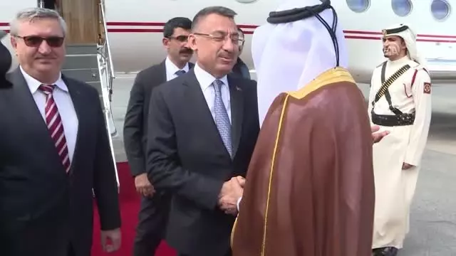 Cumhurbaşkanı Yardımcısı Fuat Katar'da