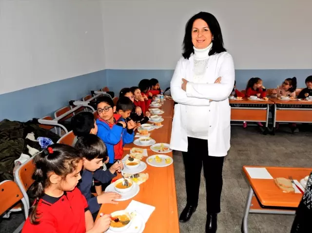 Sağlıklı Beslenme İçin Okulda