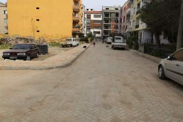 Turgutlu'nun Cumhuriyet Mahallesi'ne 68 Bin Metrekare Parke Döşendi
