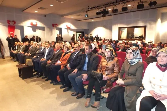 AK Parti'li Yılmaz Malazgirt'te AK Parti'li Yılmaz Malazgirt'te