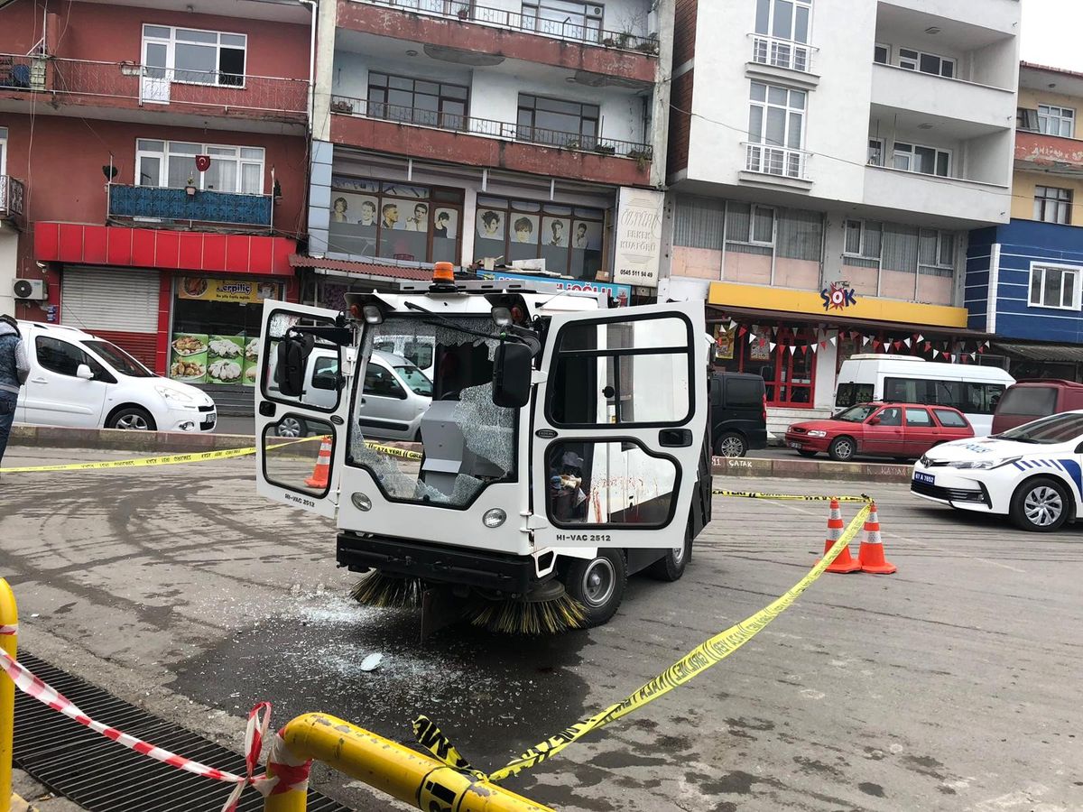 Belediye İşçisi, Mesai Arkadaşını Eşiyle Aldattığını Düşündüğü İçin Öldürmüş