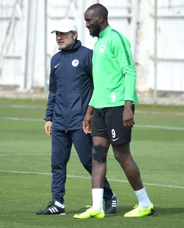 Konyaspor, Başakşehir Maçının Hazırlıklarını Sürdürdü Konyaspor, Başakşehir Maçının Hazırlıklarını Sürdürdü