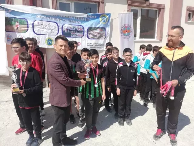 Oryantiring'de Başarılı Olan Sporcular Ödüllendirildi