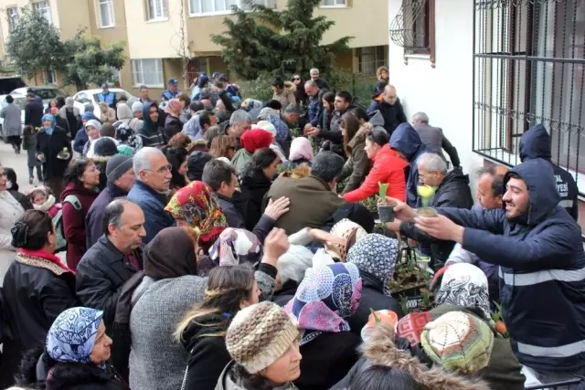 Başkan Altınok Öz'den Yeni Başkana ve Kartal'a Veda Mesajı Başkan Altınok Öz'den Yeni Başkana ve Kartal'a Veda Mesajı