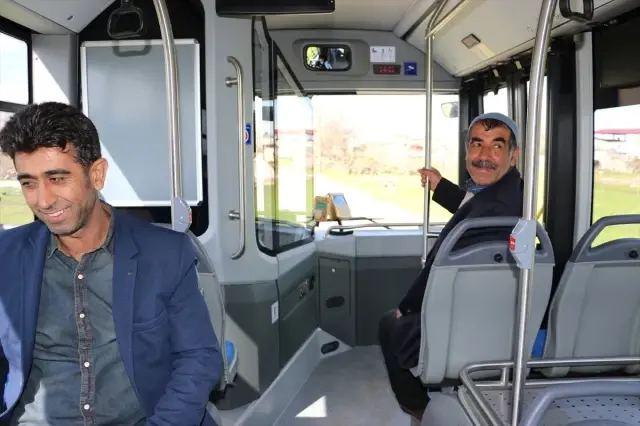 Diyarbakır'da Kırsal Mahalleler Toplu Taşıma Hizmetine Kavuştu Diyarbakır'da Kırsal Mahalleler Toplu Taşıma Hizmetine Kavuştu