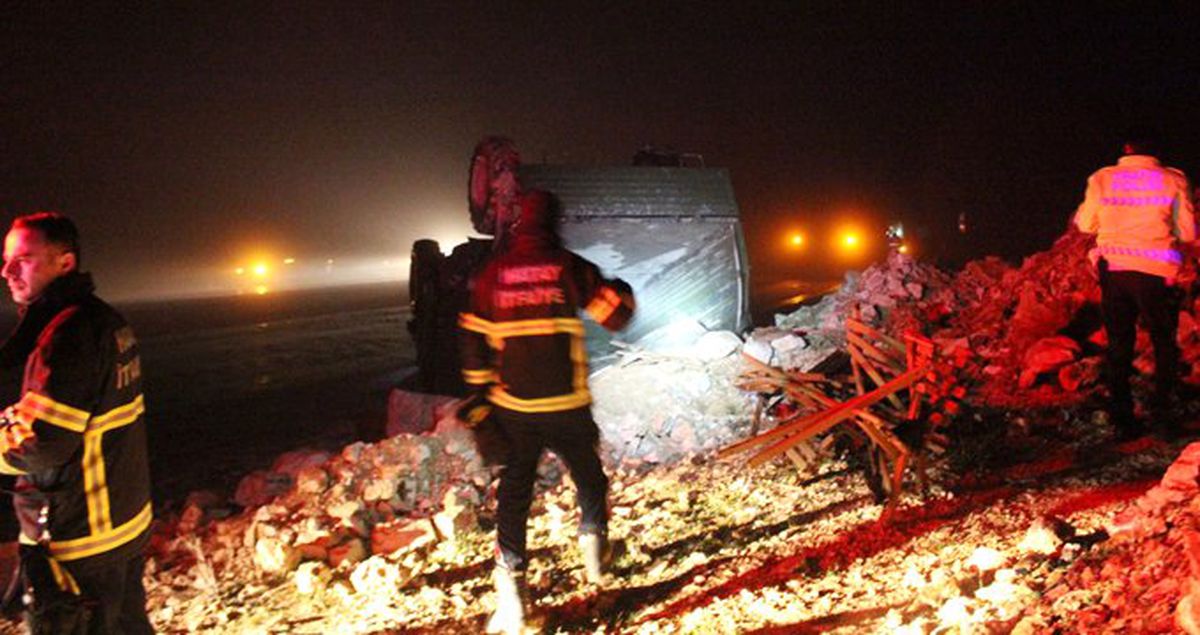 Hatay'da Askeri Araç Devrildi: 5 Asker Yaralı