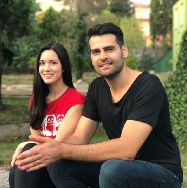 Adını Sen Koy Dizisinin Başrol Oyuncuları Hazal Subaşı ve Erkan Meriç Ayrıldı