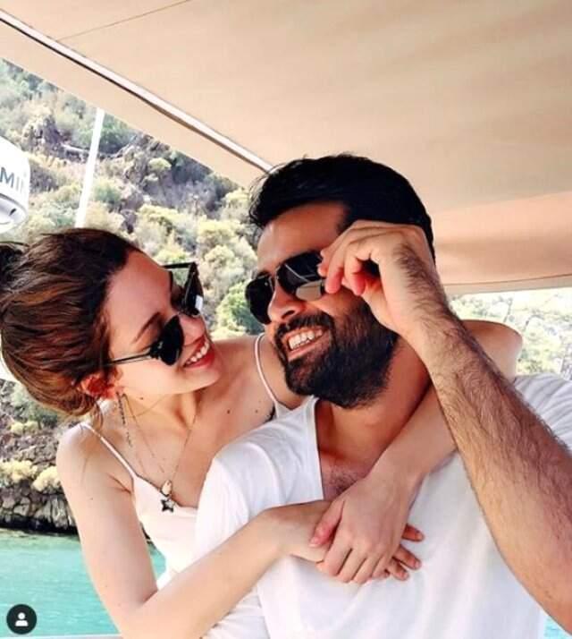 Adını Sen Koy Dizisinin Başrol Oyuncuları Hazal Subaşı ve Erkan Meriç Ayrıldı