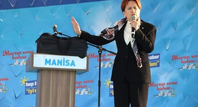 Akşener'in 'Erdoğan Verdi' Dediği Çantanın İçinden Çıkanlar Belli Oldu