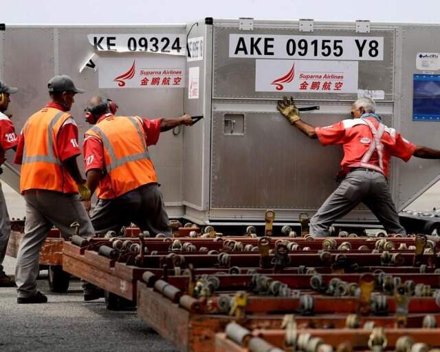 Çin'in Yolladığı 65 Tonluk Tıbbi Malzeme Yardımı Venezuela'ya Ulaştı