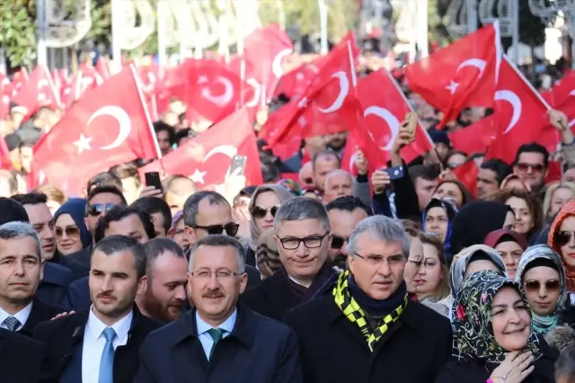 Sakarya'da Cumhur İttifakı'ndan 'Sevgi Yürüyüşü' Sakarya'da Cumhur İttifakı'ndan 'Sevgi Yürüyüşü'