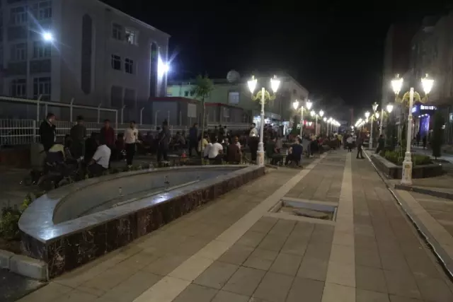 Silopi Belediyesinden Modern Işıklandırmalar ve Peyzaj Çalışmaları