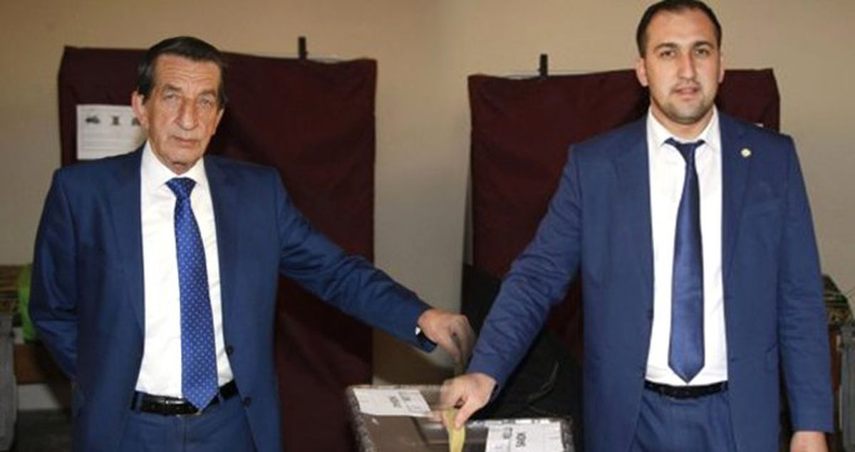 Baba-Oğlun Aday Olduğu Mahallede Seçim Heyecanı