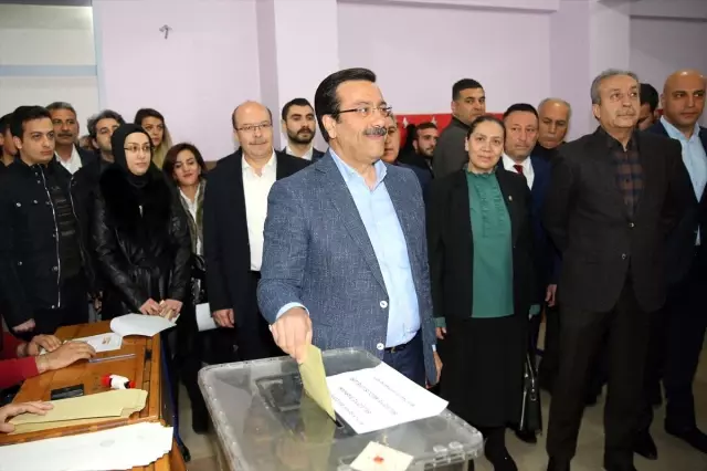 Başkan Cumali Atilla Oyunu Kullandı Başkan Cumali Atilla Oyunu Kullandı