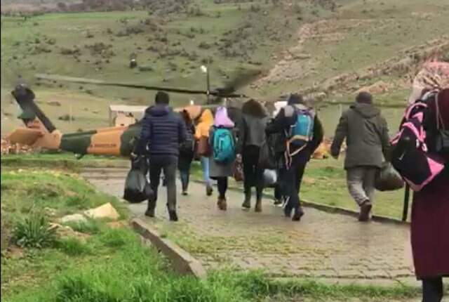 Jandarma Oy Pusulaları ve Görevlileri Askeri Helikopterle Taşıdı