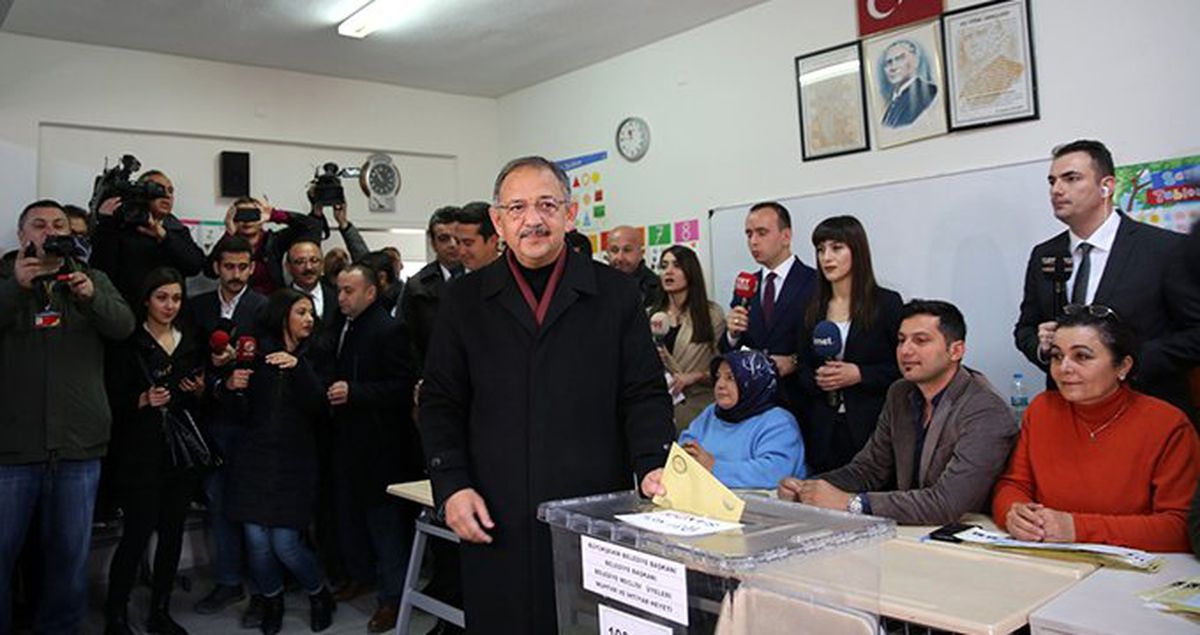Özhaseki'nin Oy Kullandığı Sandıktan CHP Birinci Çıktı