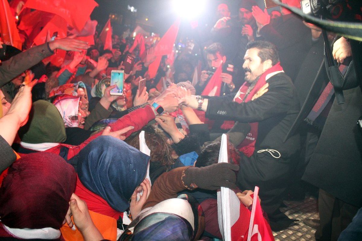 Savcı Sayan'dan İlk Açıklama: Ağrı'yı Doğunun Yıldızı Yapacağım'