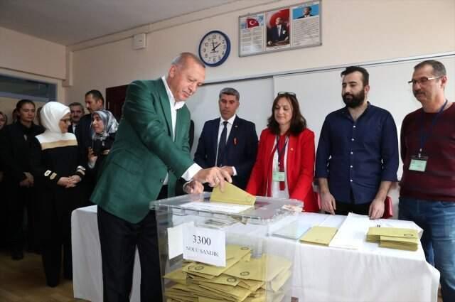 Son Dakika! Oyunu Kullanan Cumhurbaşkanı Erdoğan: Yerel Seçimlerdeki Başarı Merkezi Sisteme Güç Katacaktır