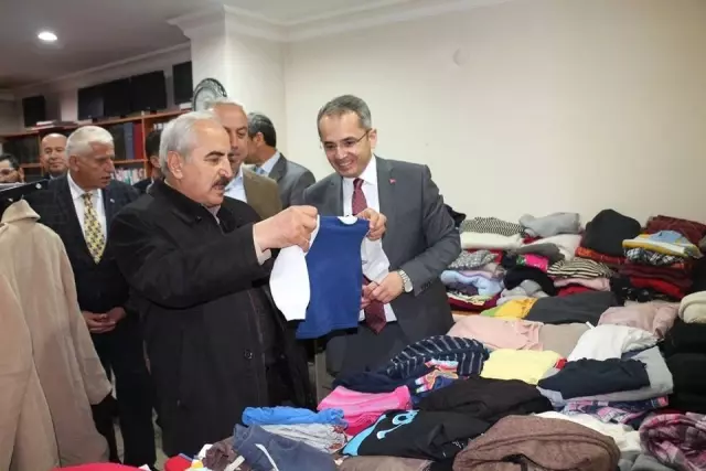 Tosya Sosyal Market İhtiyaç Sahiplerine Hizmet Vermeye Başladı Tosya Sosyal Market İhtiyaç Sahiplerine Hizmet Vermeye Başladı