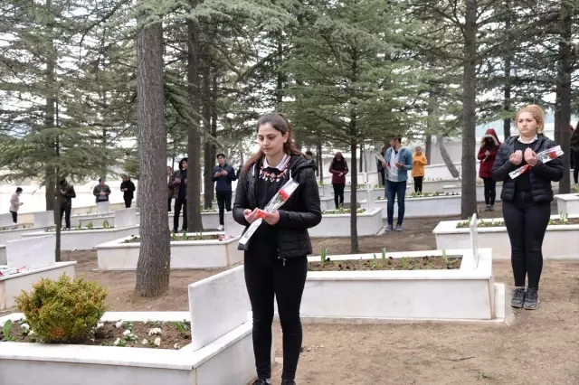2'nci İnönü Zaferi'nin 98. Yıl Dönümü Kutlandı 2'nci İnönü Zaferi'nin 98. Yıl Dönümü Kutlandı