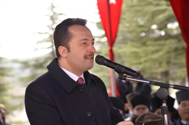 2'nci İnönü Zaferi'nin 98. Yıl Dönümü Kutlandı 2'nci İnönü Zaferi'nin 98. Yıl Dönümü Kutlandı