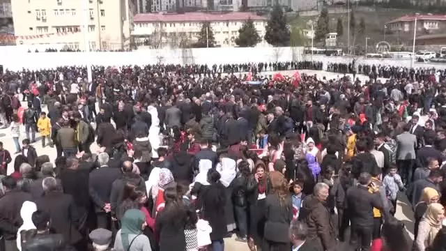AK Parti Şırnak'ta 19 Belediyeden 15'ini Kazandı AK Parti Şırnak'ta 19 Belediyeden 15'ini Kazandı