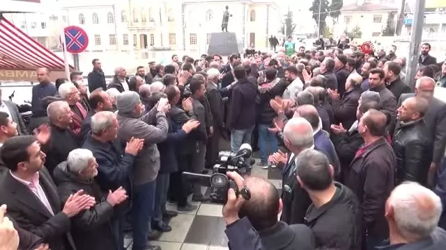 Ak Partili Bulut, 'Yah Yahlar, Zılgıtlar' Eşliğinde Jet Hızıyla Başkanlık Görevi Devraldı Ak Partili Bulut, 'Yah Yahlar, Zılgıtlar' Eşliğinde Jet Hızıyla Başkanlık Görevi Devraldı