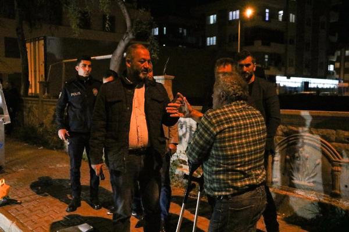 Antalya'da Çöp Kutusundan Mühürlü Oy Pusulası Çıktı