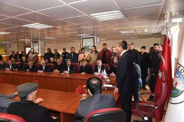 Başkan Asya'ya Sevgi Seli Başkan Asya'ya Sevgi Seli