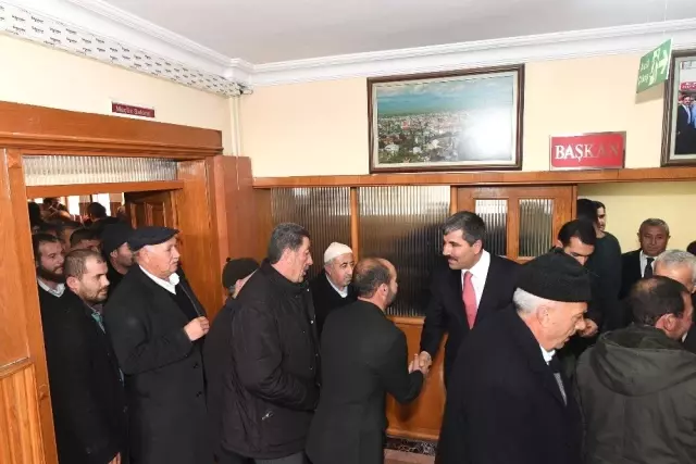 Başkan Asya'ya Sevgi Seli Başkan Asya'ya Sevgi Seli