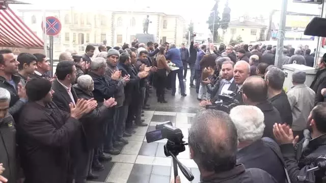 Belediye Başkanı Seçilen Mehmet Abdi Bulut, Belediyede Tebrikleri Kabul Etti Belediye Başkanı Seçilen Mehmet Abdi Bulut, Belediyede Tebrikleri Kabul Etti